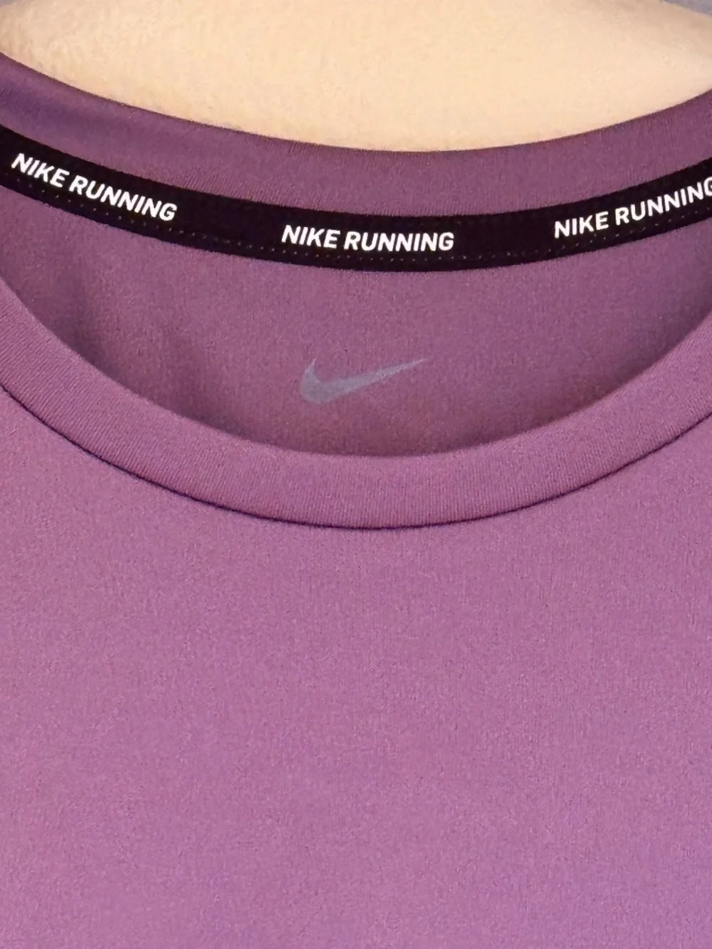 Nike Running Dry-FIT Women's Short-Sleeve Top - Size 